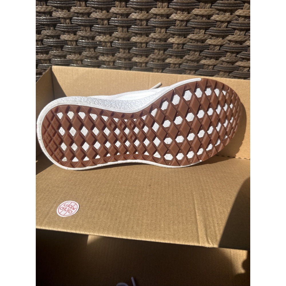 Size 5.5M/7W - Vans Ultrarange Exo White VN0A4U1KQLZ - Picture 5 of 6
